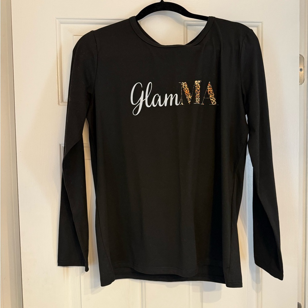 Glam Black Long Sleeve Tee with Leopard Accent